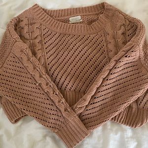 dusty rose sweater, urban outfitters💘